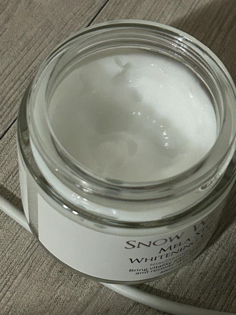 뷰티레시피 (BeautyRecipe) 스노우화이트 멜라스탑 화이트닝크림 review image