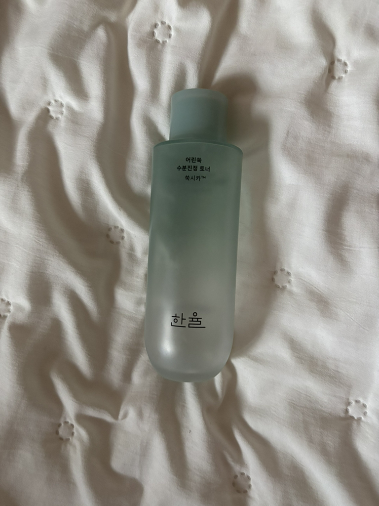 한율 (HANYUL) 어린쑥 수분진정 토너 review image