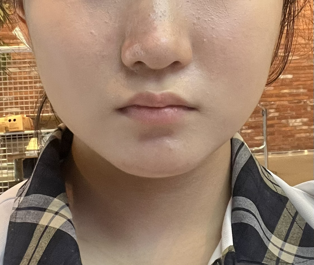 어바웃톤 (ABOUT_TONE.) 스킨 레이어 핏 파운데이션 [SPF30/PA++] [AT.21 웜라이트] review image