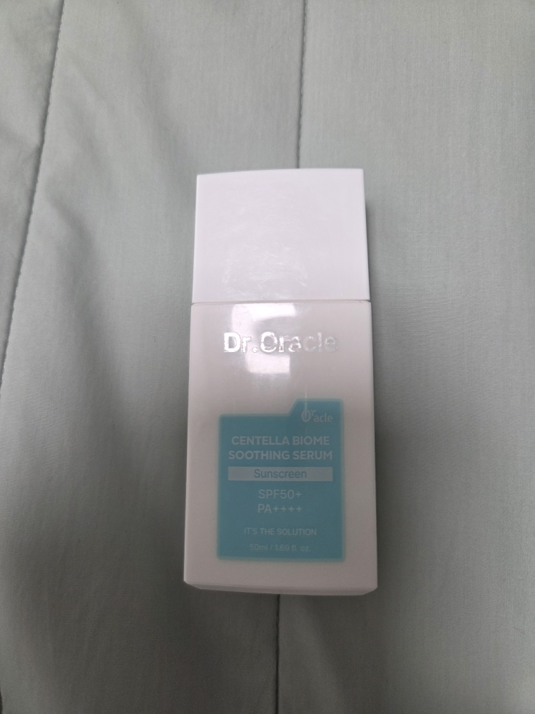 积雪草生物群落舒缓防晒精华液 [SPF50+/PA++++]的真实用户使用照片