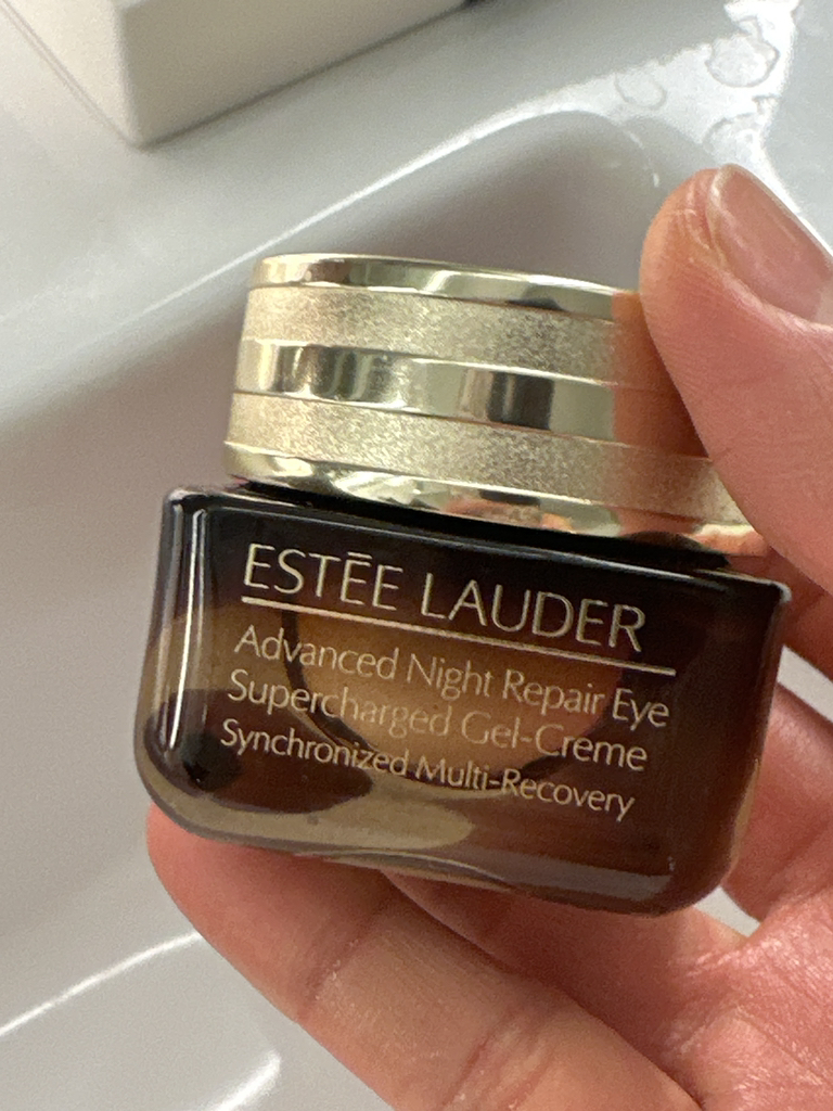 에스티로더 (ESTEELAUDER) 어드밴스드 나이트 리페어 갈색병 아이 젤 크림 review image