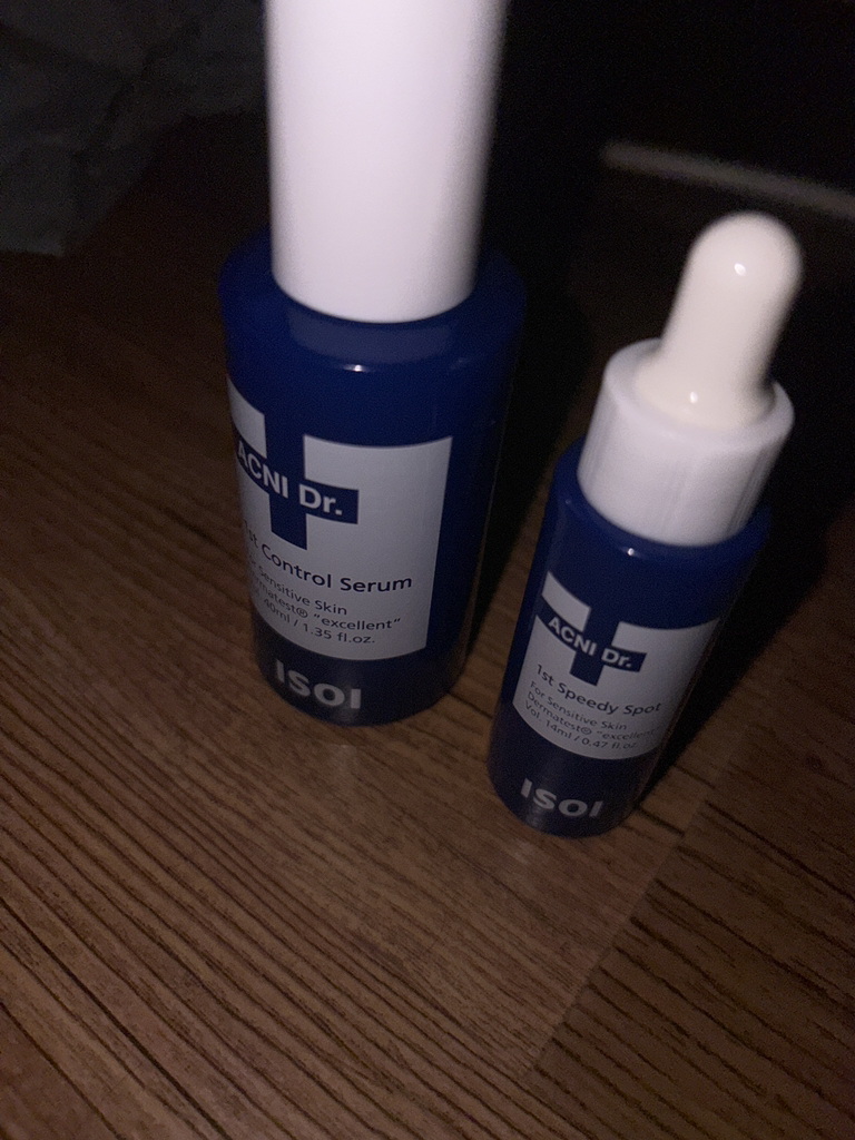 Ảnh đánh giá thực tế của người dùng về Acne Doctor 1st Speedy Spot