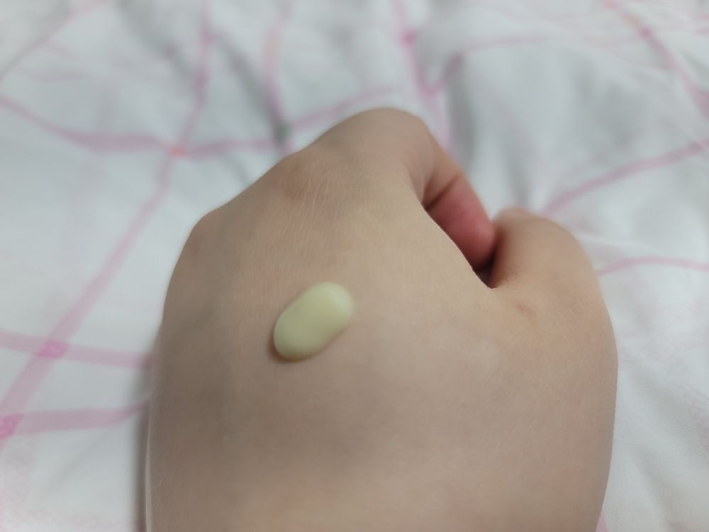 닥터자르트 (Dr.Jart+) 시카페어™ 인텐시브 수딩 리페어 밀키 로션 review image