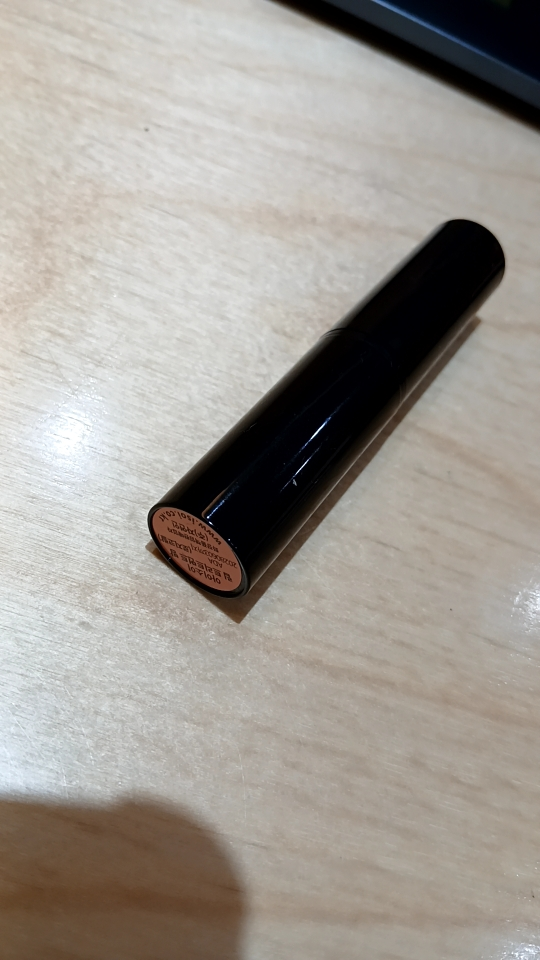 玫瑰护唇膏 [蔷薇珊瑚色］的真实用户使用照片