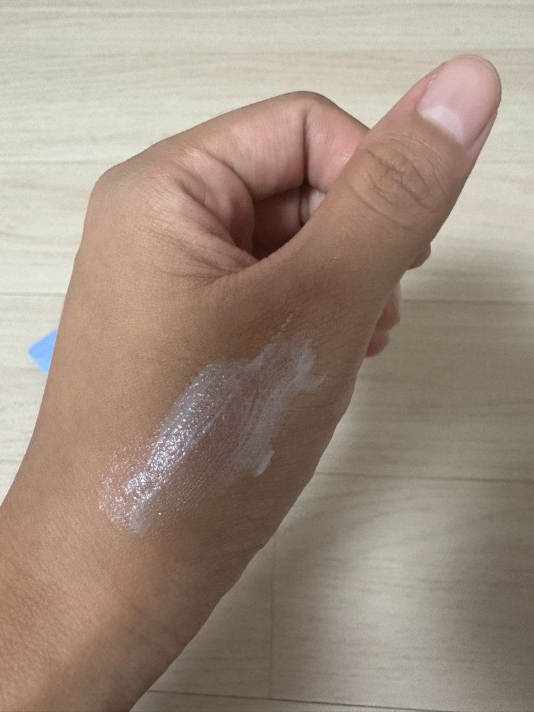 마몽드 (Mamonde) 카밍 샷 아줄렌 선크림 [SPF50+/PA++++] review image