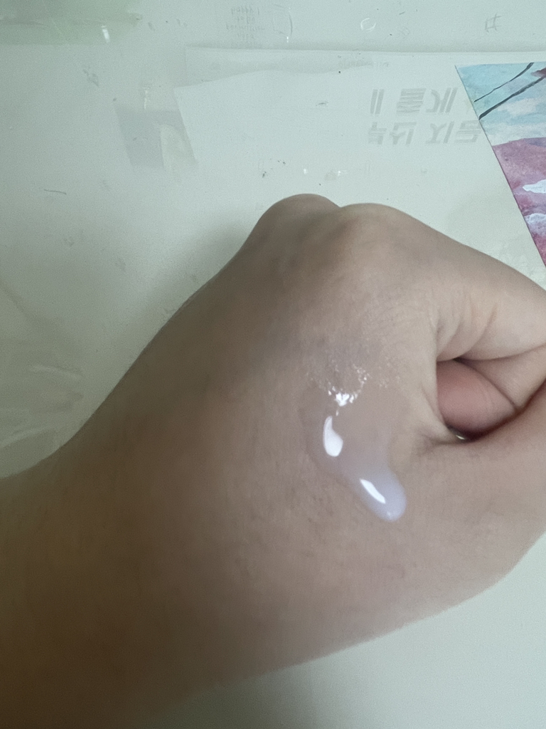 이니스프리 (INNISFREE) 그린티 밀크 보습 에센스 review image