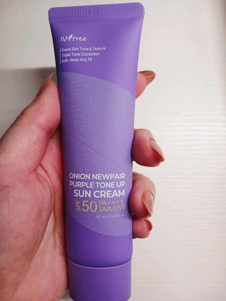 洋葱新公平紫色美白防晒霜 [SPF50+/PA++++]的真实用户使用照片