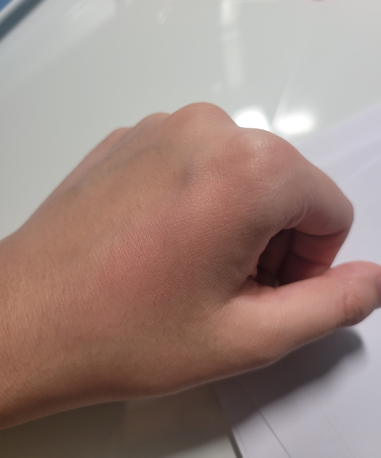 音调坑线 纯素防晒霜 [SPF50+/PA++++] [粉红米色］ common.review image