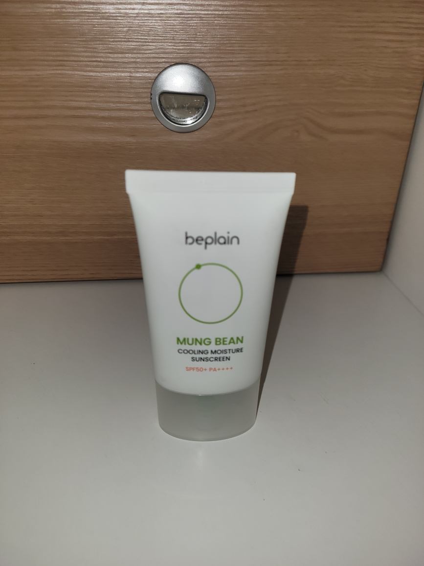 绿豆清凉保湿防晒霜 [SPF50+/PA++++]的真实用户使用照片