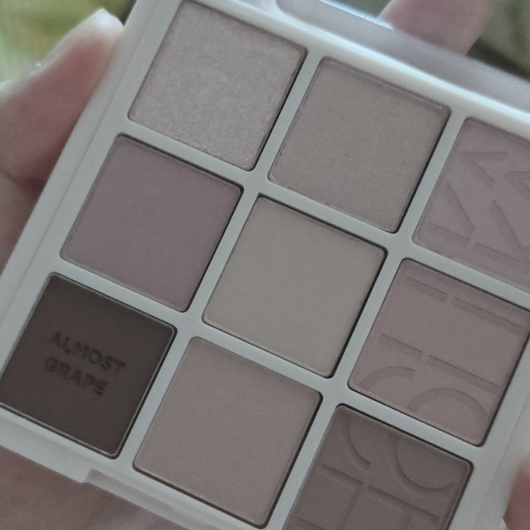 홀리카홀리카 (HOLIKAHOLIKA) 마이페이브 무드 아이팔레트 [13 얼모스트그레이프] review image