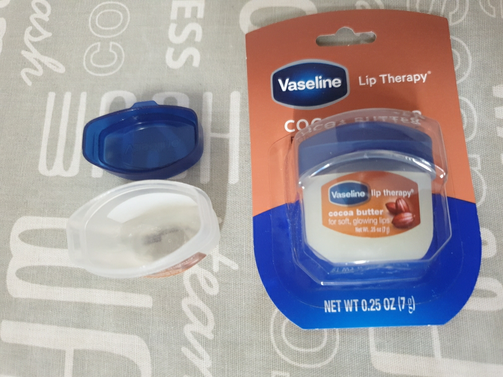 凡士林 (联合利华）理肤泉可可脂润唇膏 common.review image