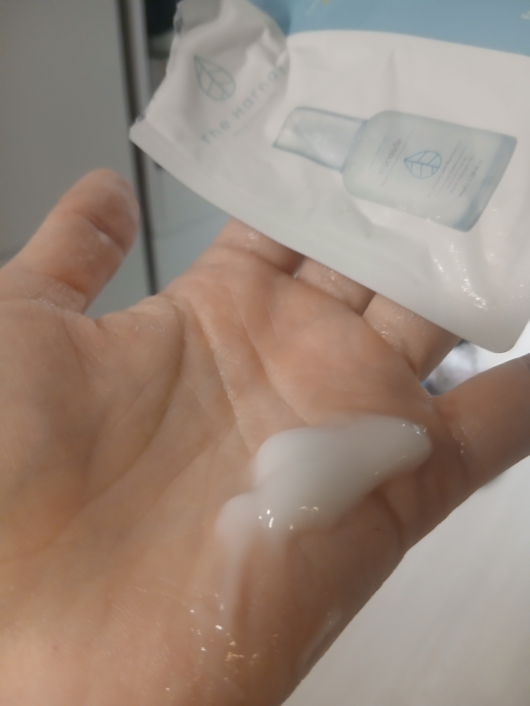 The Harnay Serum Ampoule Shikade review image