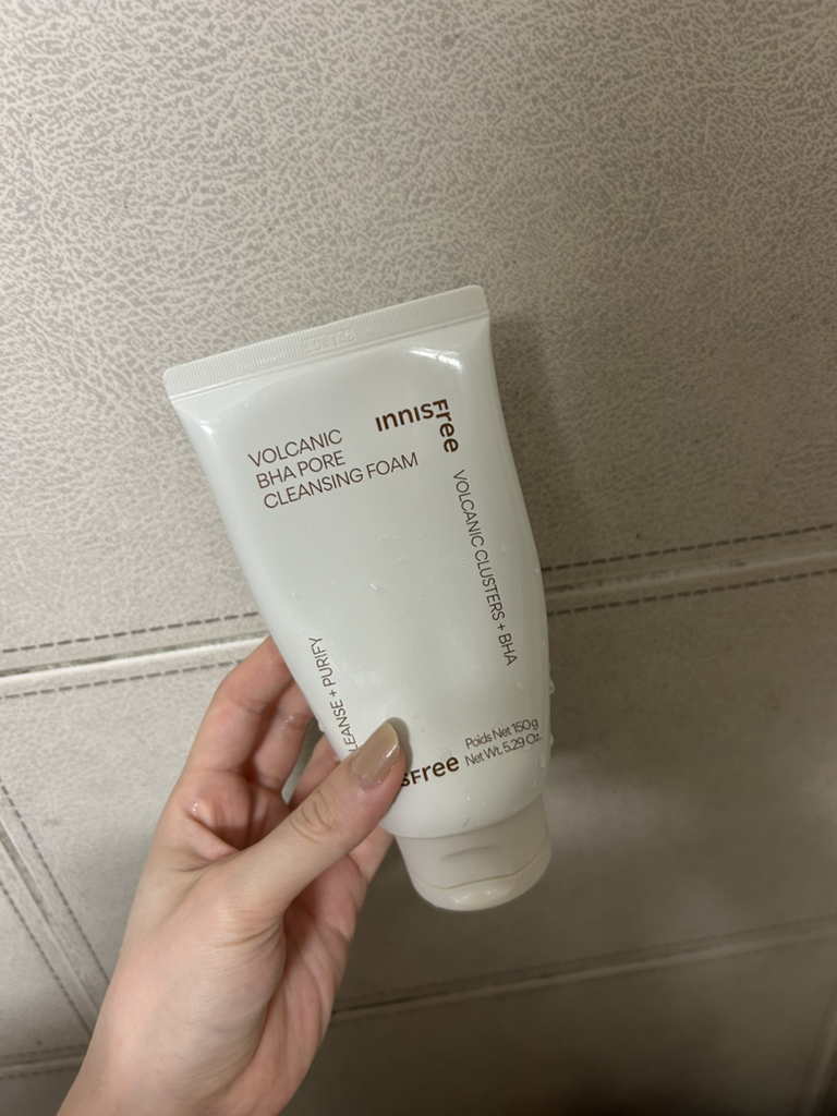 火山石孔洞洗面奶的真实用户使用照片