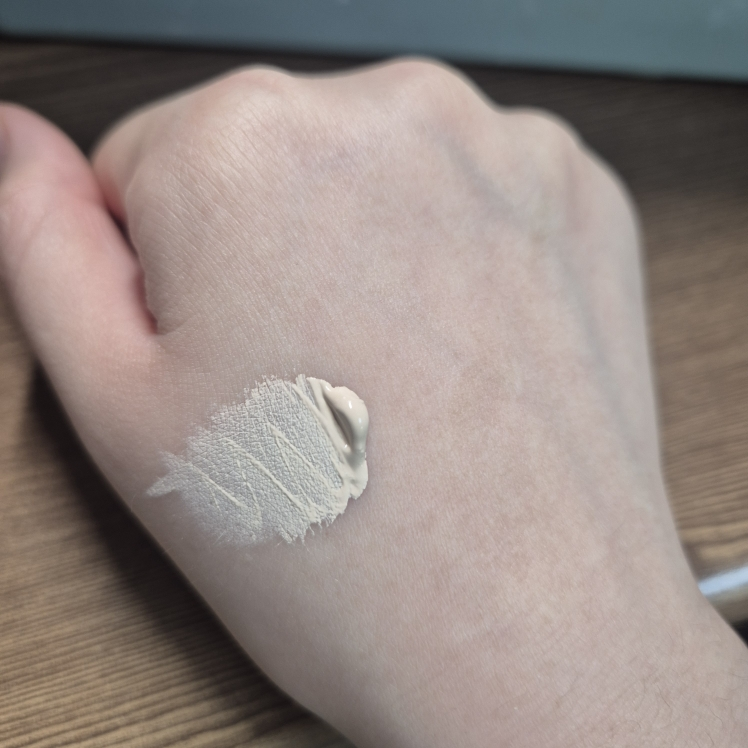 어바웃톤 (ABOUT_TONE.) 스킨 레이어 핏 파운데이션 [SPF30/PA++] [AT.21 웜라이트] review image