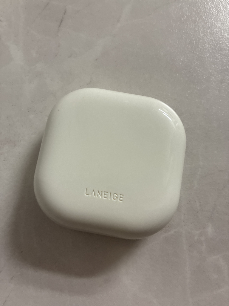 라네즈 (LANEIGE) 네오 에센셜 블러링 피니시 파우더 review image
