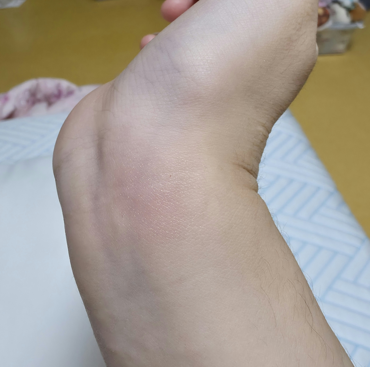 어퓨 (A'pieu) 과즙팡 워터 블러셔 [PK03 구아바콧] review image