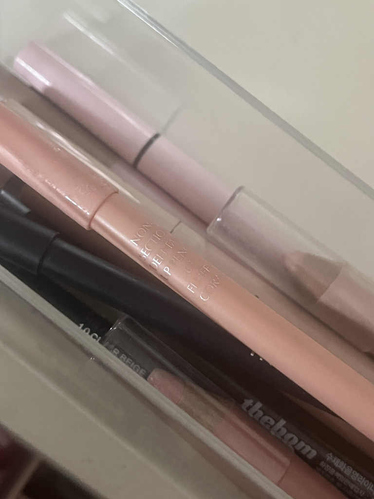 에크멀 (EQUMAL) 논-섹션 딥테일 립 펜슬 [02 플러피코랄] review image