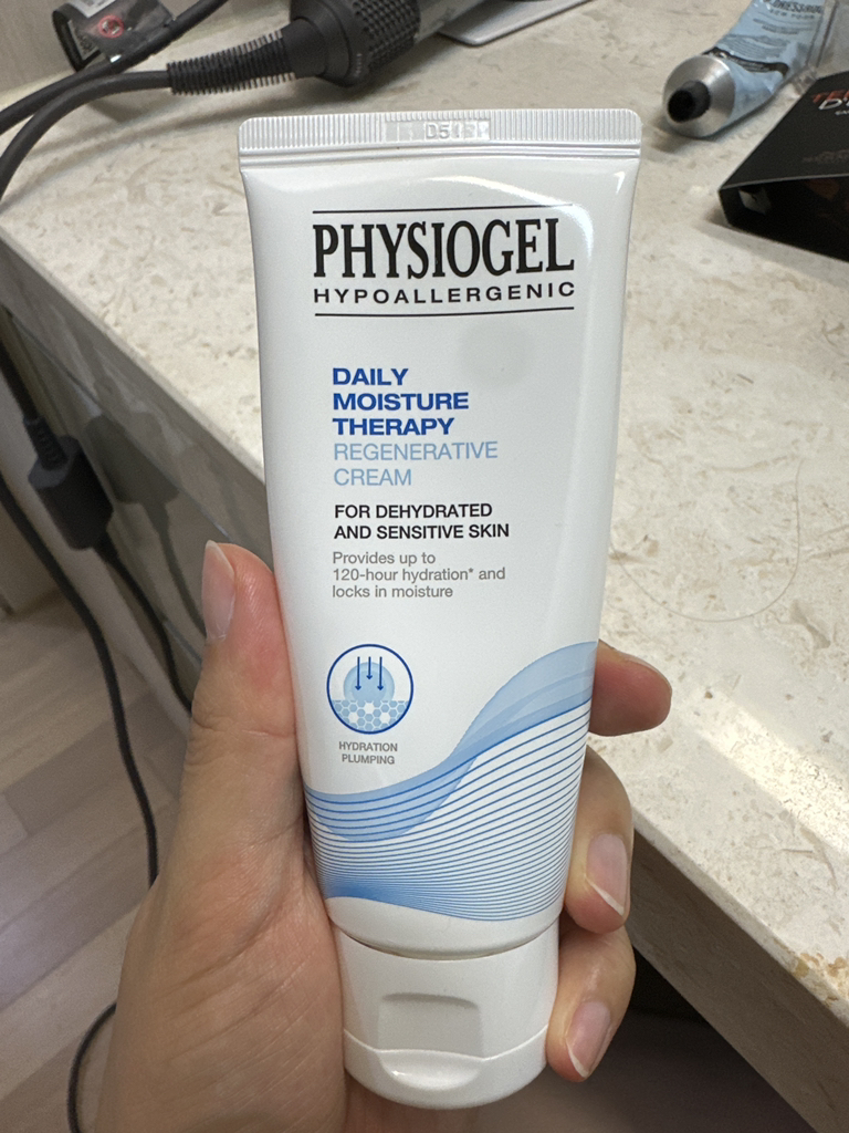 피지오겔 (PHYSIOGEL) DMT 리제너러티브 크림 review image