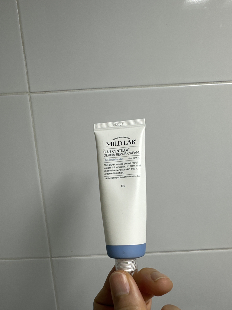 蓝色积雪草护肤霜的真实用户使用照片