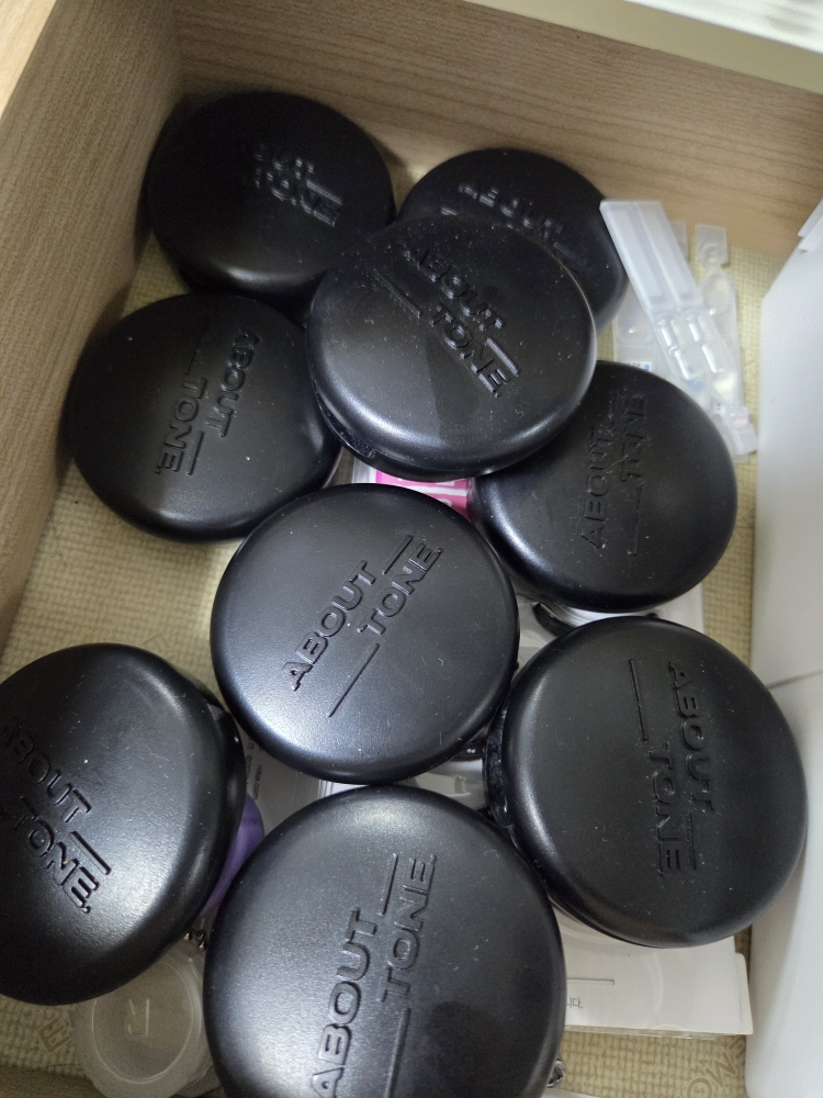 模糊粉末契约 [01 对］的真实用户使用照片