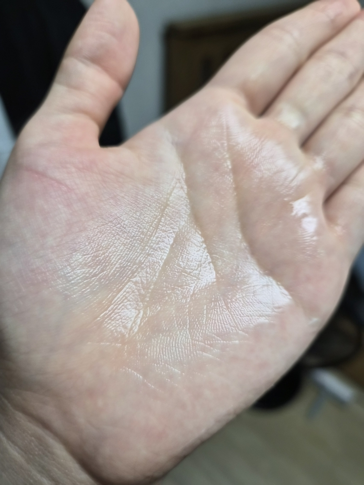 브이티코스메틱 (VTCOSMETICS) 시카 카밍 토너 review image