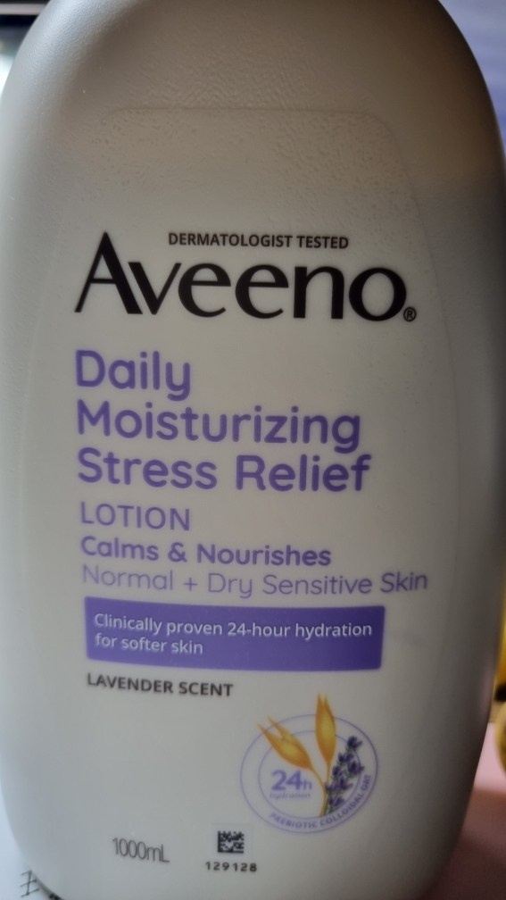 아비노 (Aveeno) 데일리 모이스춰라이징 스트레스 릴리프 로션 review image