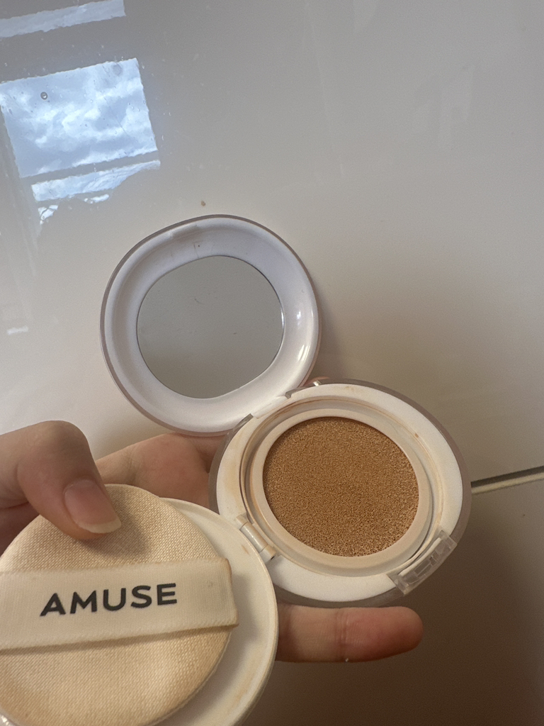 어뮤즈 (AMUSE) 세라믹 스킨 퍼펙터 쿠션 [SPF40/PA++] [01 포슬린] review image