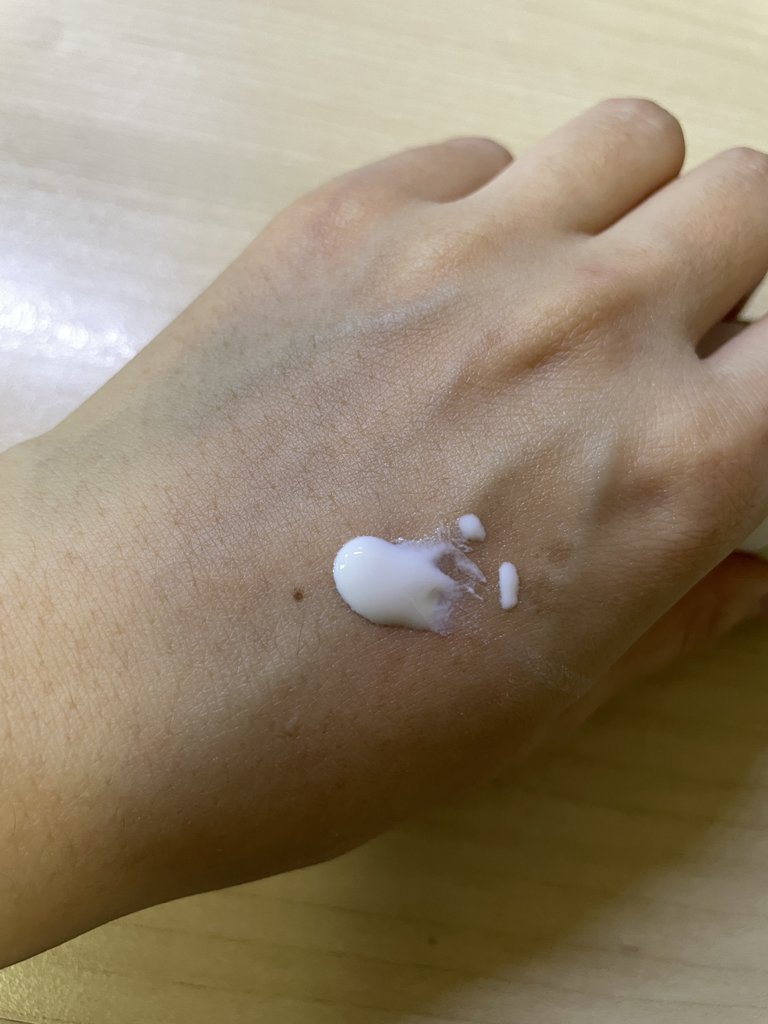 후시다인 (Fusidyne) 더마 트러블 징크 카밍 선크림 [SPF50+/PA++++] review image