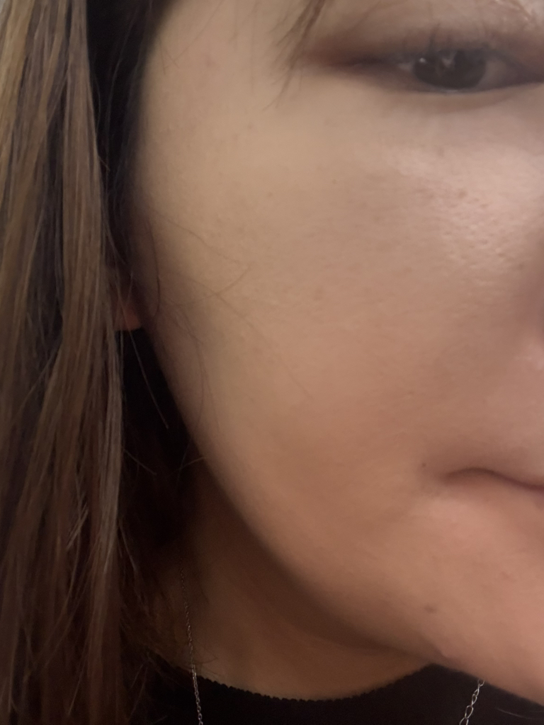 绿色提亮防晒霜 [SPF50+/PA++++]的真实用户使用照片