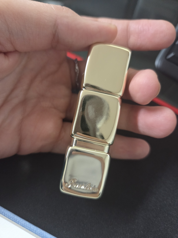 겔랑 (GUERLAIN) 키스키스 비 글로우 [129 블로썸글로우] review image