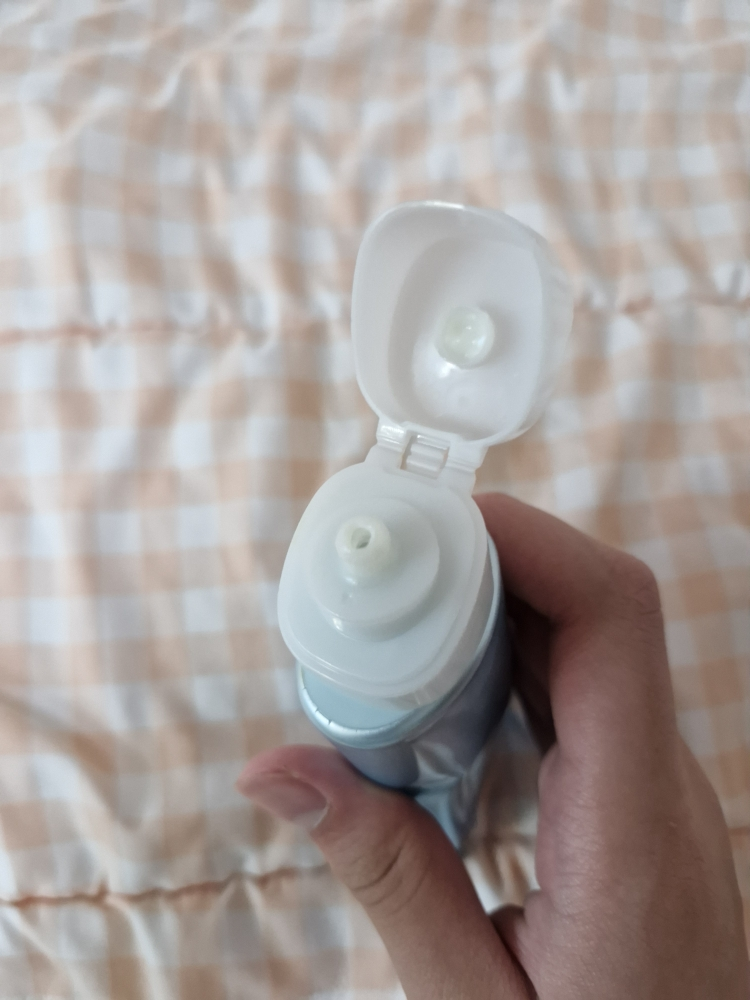 비오레 (Biore) (해외) UV 아쿠아리치 워터리 에센스 [SPF50+/PA++++] review image