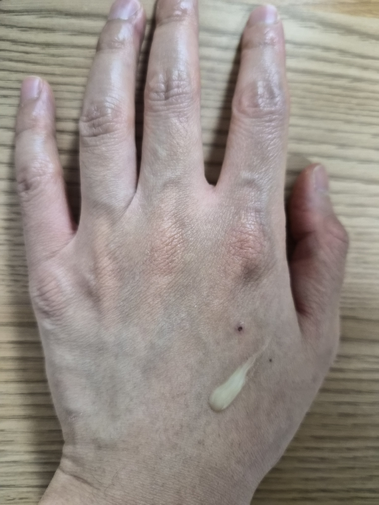 이니스프리 (INNISFREE) 레티놀 그린티 PDRN 스킨부스터 앰플 review image