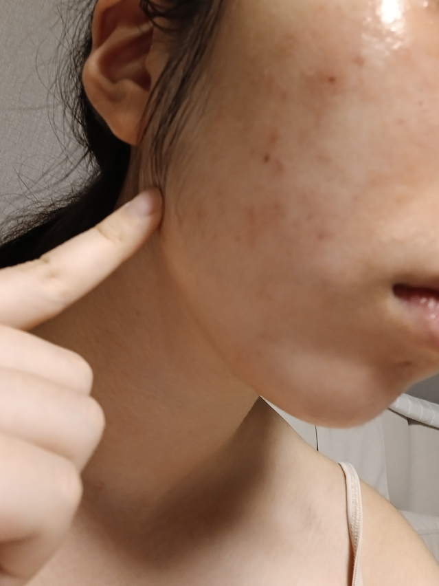 得鲜 完美遮瑕唇膏 [SPF28/PA++] [1.5 自然米色］ common.review image