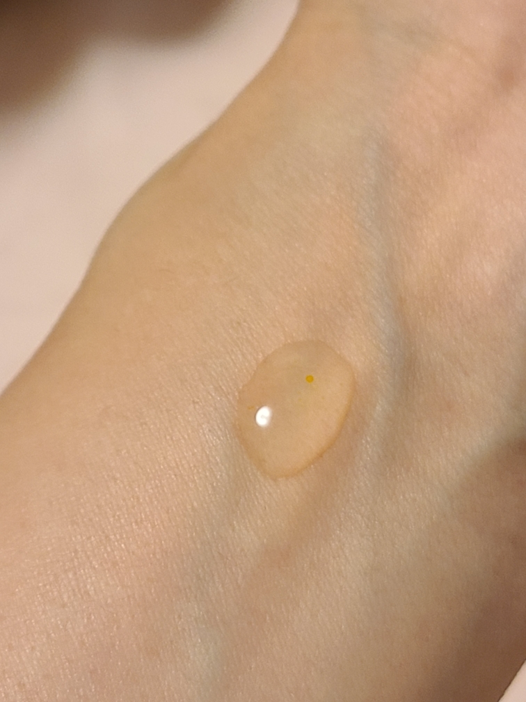 维生素 C 胶囊精华液的真实用户使用照片