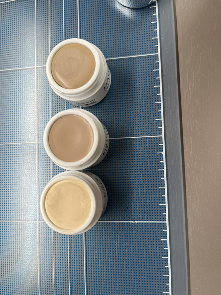 마루빌츠 (MALUWILZ) 케머플라지 워터프루프 크림 컨실러 [12호 그린베이지] review image