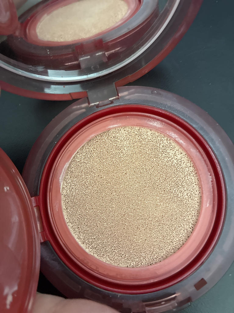 에이프릴스킨 (APRILSKIN) 히어로쿠션 [SPF50+/PA++++] [19호 페어베이지] review image