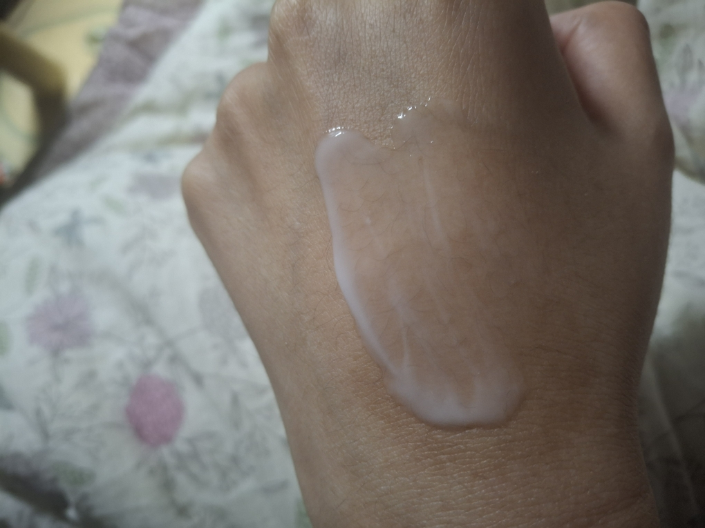 라로제 (LAROSEE) 모이스춰라이징 바디크림 review image