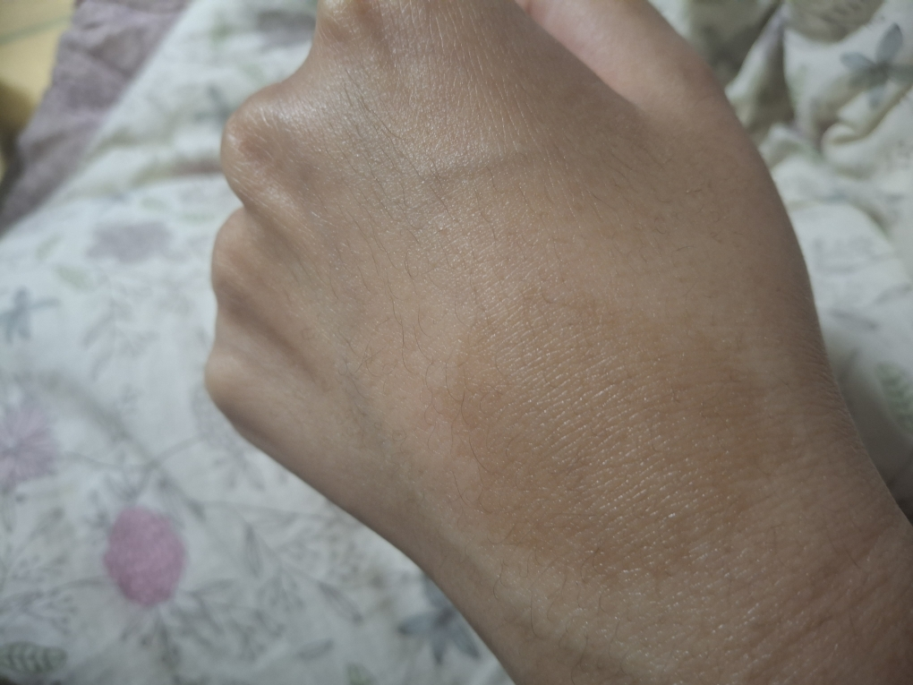 라로제 (LAROSEE) 모이스춰라이징 바디크림 review image