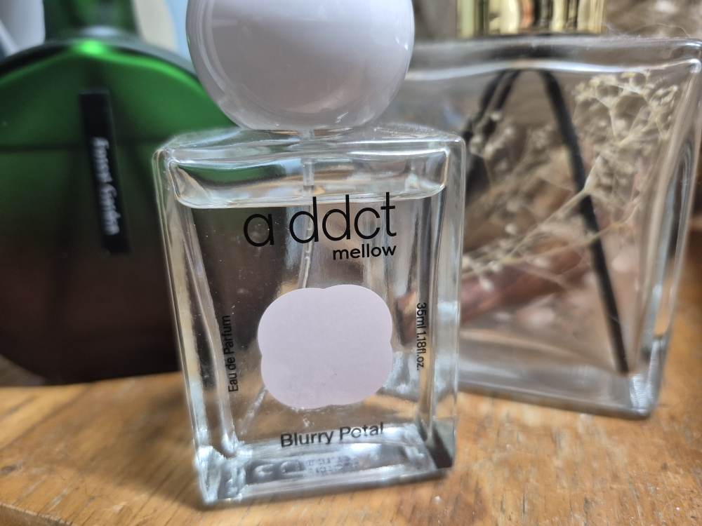 에이딕트 (A'ddict) 멜로우 오 드 퍼퓸 [블러리페탈] review image