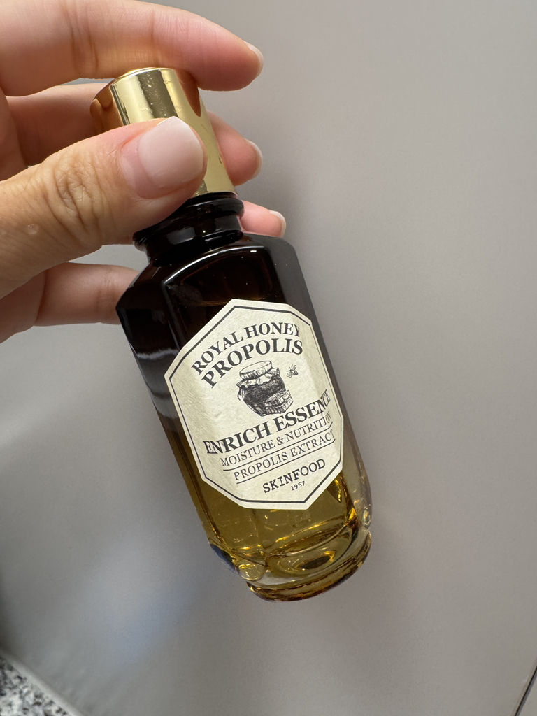 蜂胶浓缩精华液的真实用户使用照片