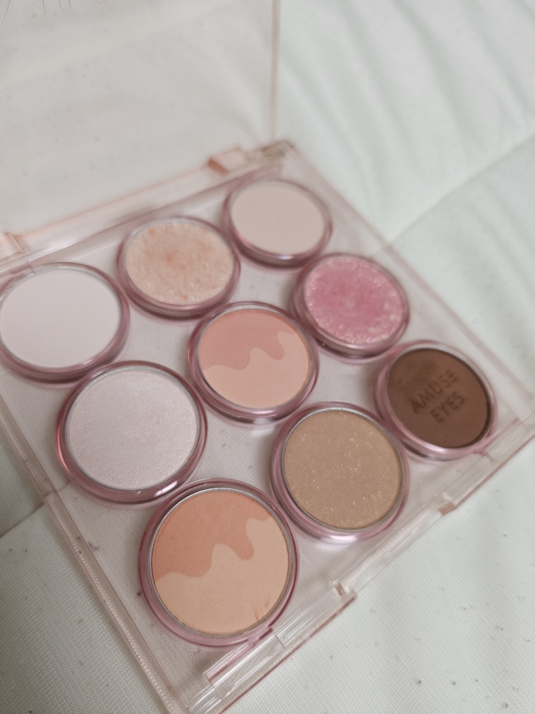어뮤즈 (AMUSE) 아이 컬러 팔레트 [01 웜복숭아] review image
