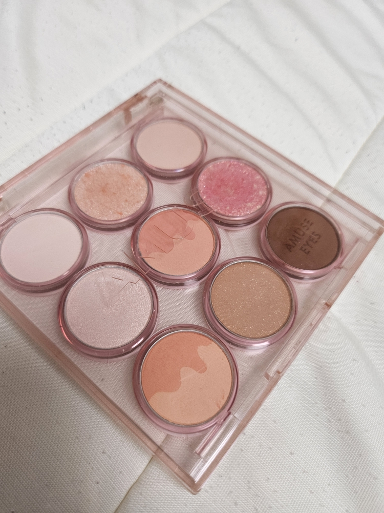 어뮤즈 (AMUSE) 아이 컬러 팔레트 [01 웜복숭아] review image