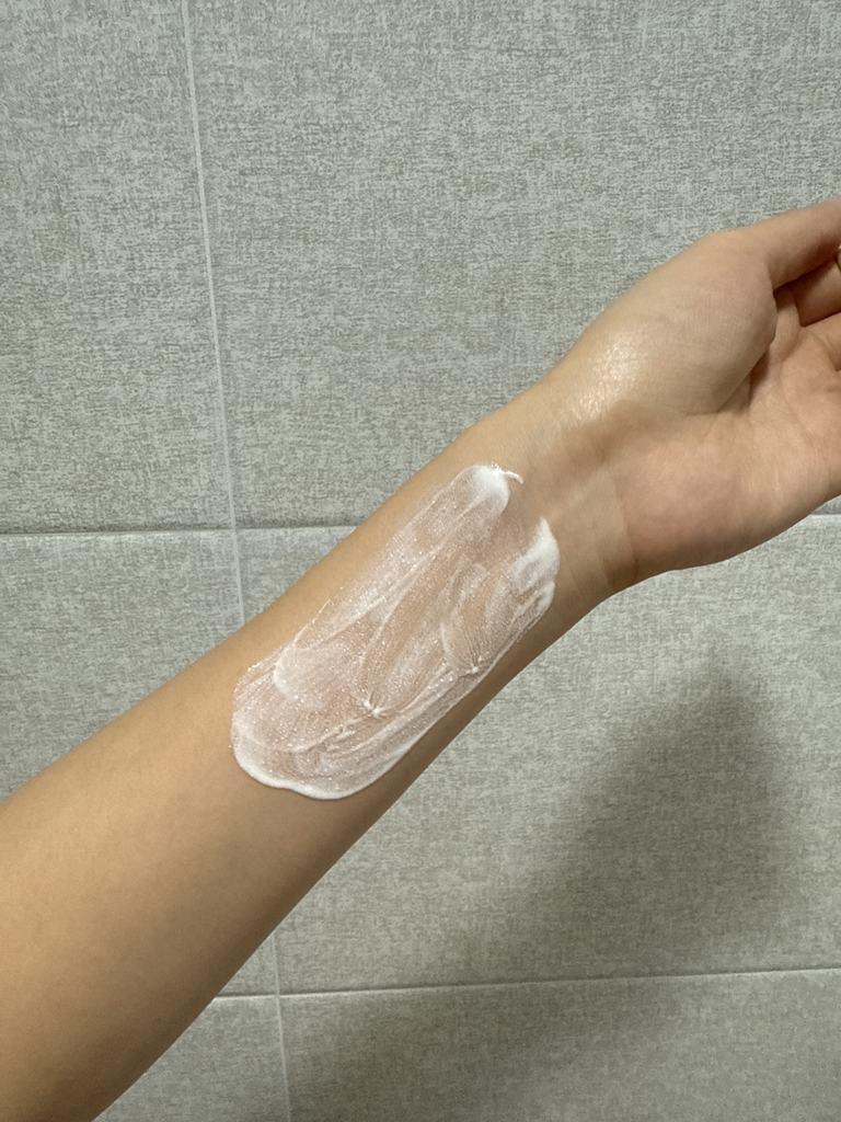 비오레 (Biore) (해외) UV 아쿠아리치 워터리 젤 [SPF50+/PA++++] review image