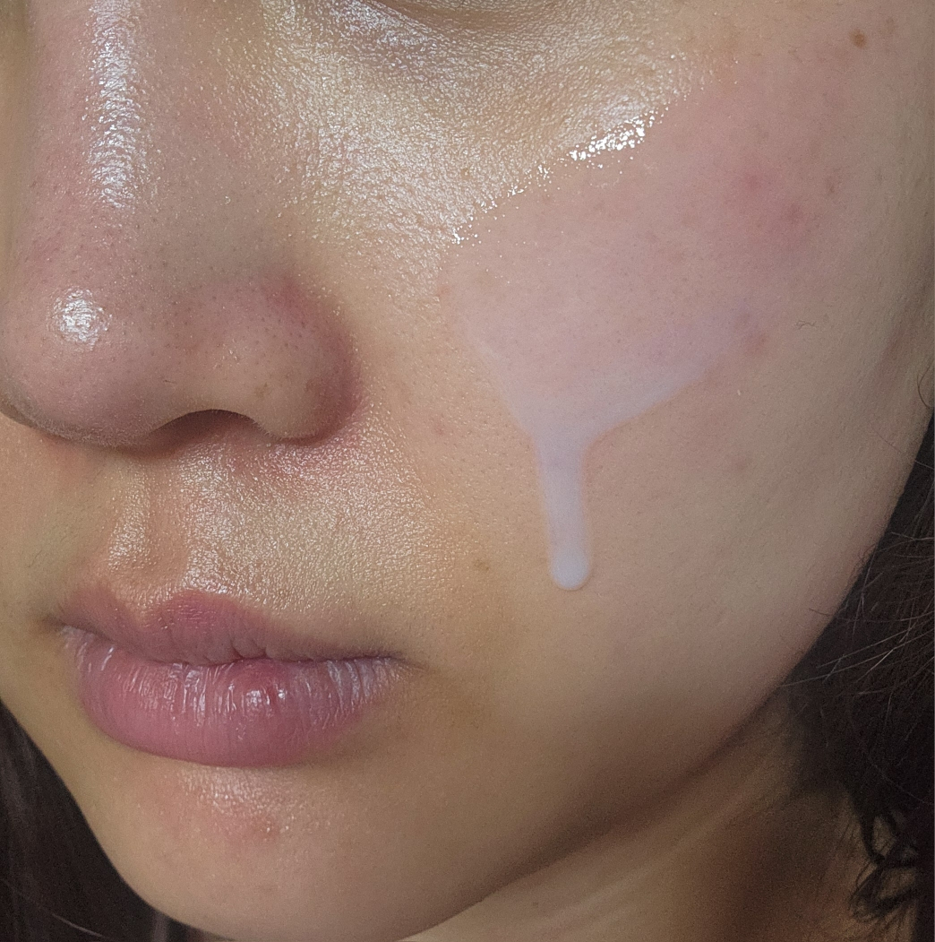 이니스프리 (INNISFREE) 그린티 밀크 보습 에센스 review image