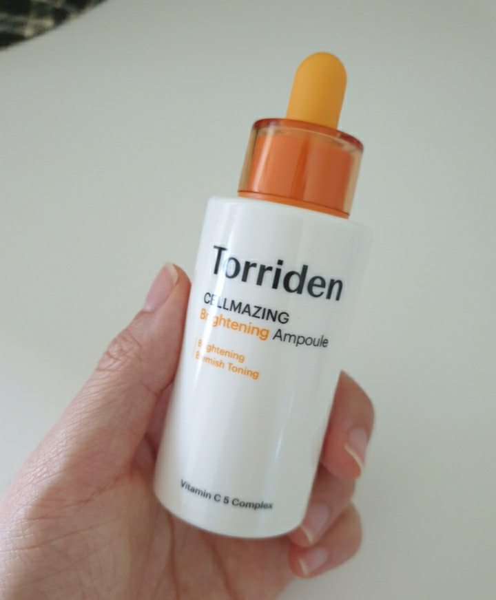 토리든 (Torriden) 셀메이징 비타C 브라이트닝 앰플 review image