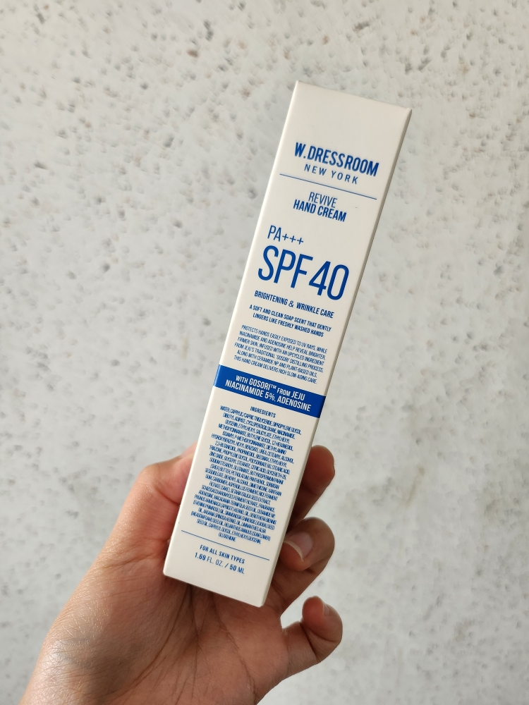 더블유드레스룸 (W.DRESSROOM) 리바이브 핸드크림 [SPF40/PA+++] review image