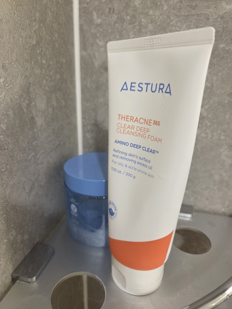 瑷丝特兰 特拉克尼365深层清洁洗面奶 common.review image