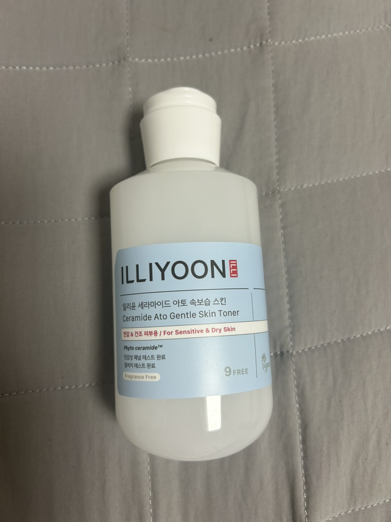 일리윤 (ILLIYOON) 세라마이드 아토 속보습 스킨 review image