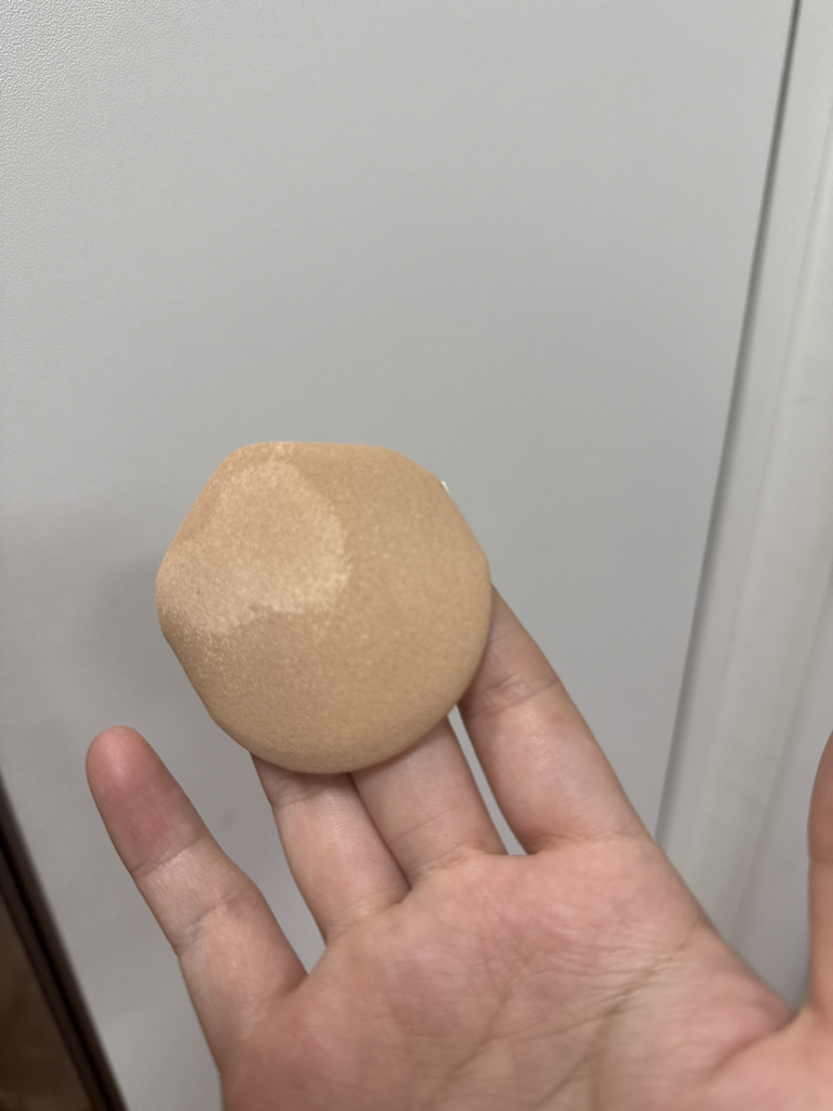 설화수 (Sulwhasoo) 퍼펙팅 쿠션 [SPF50+/PA+++] [11C1 쿨포슬린] review image