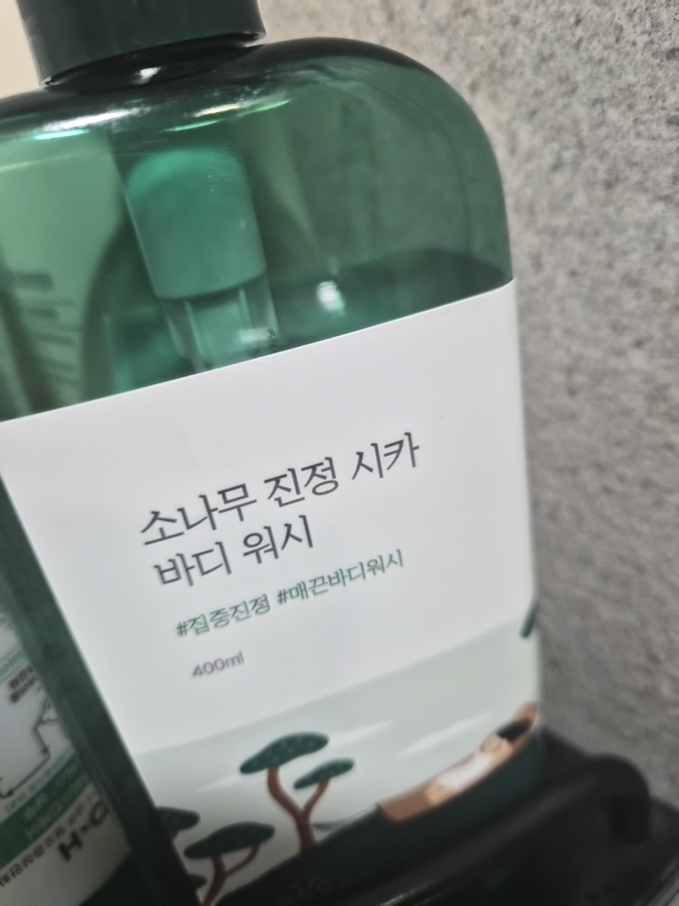 柔恩莱 松树舒缓西卡沐浴露 common.review image